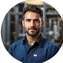 Proyecto industrial terminado con cerramientos de aluminio y muros prolijos
